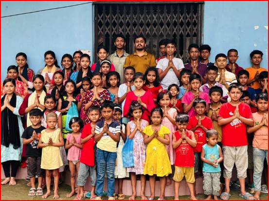 ময়নামতিতে ধর্মীয় জ্ঞানের আলো ছড়াচ্ছে "সনাতনী গীতা শিক্ষালয়"
