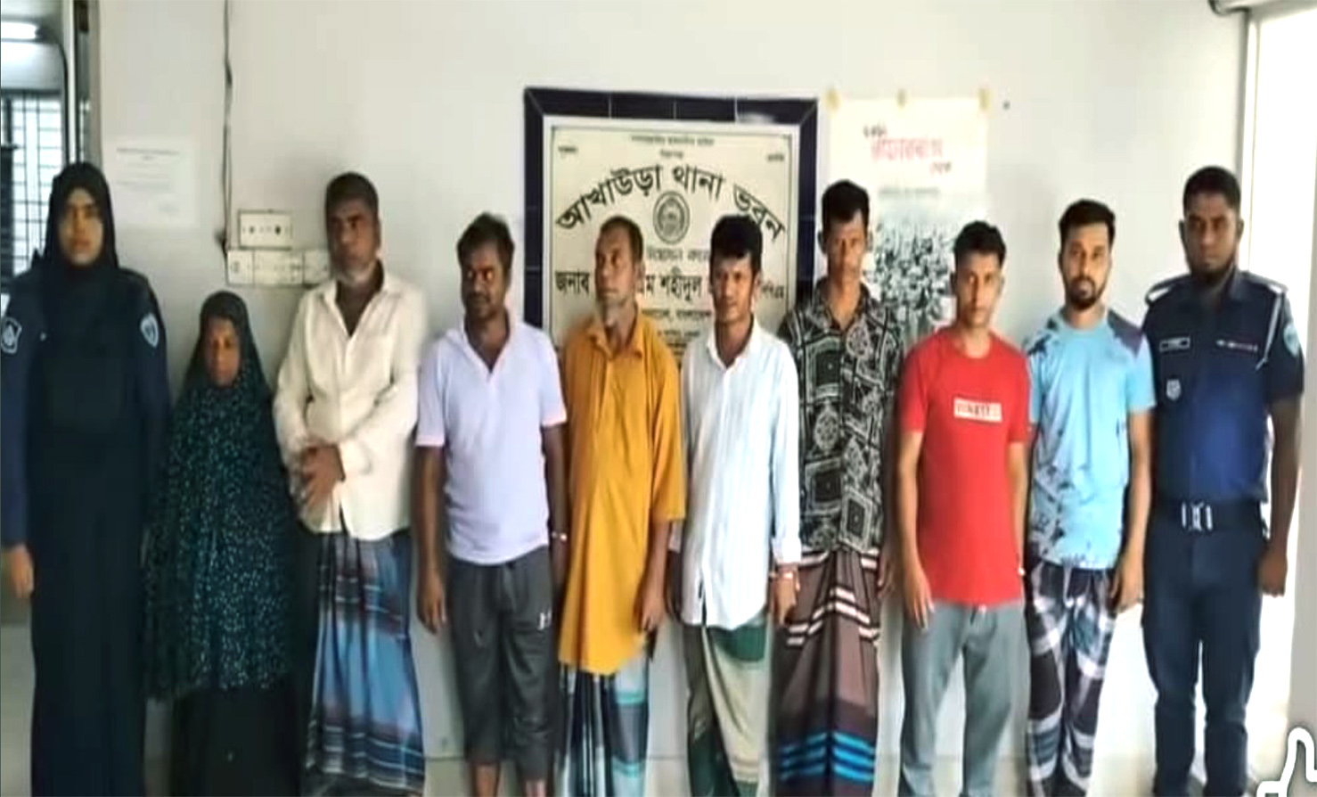 আখাউড়ায় পুলিশের বিশেষ অভিযানে ইয়াবা ও পরোয়ানাভুক্ত আসামিসহ ৯ জন গ্রেফতার।