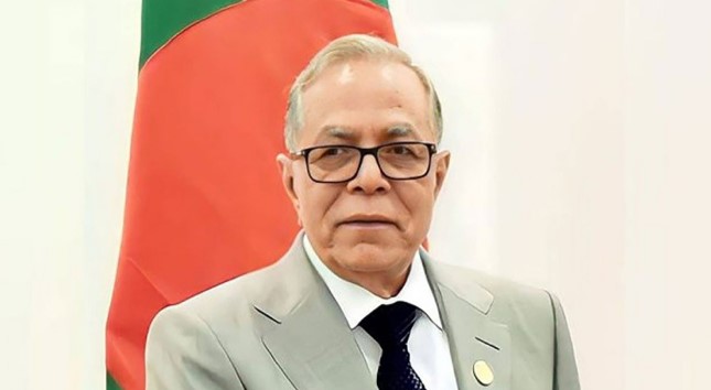 গোপনে দেশ ছাড়লেন সাবেক রাষ্ট্রপতি আবদুল হামিদ