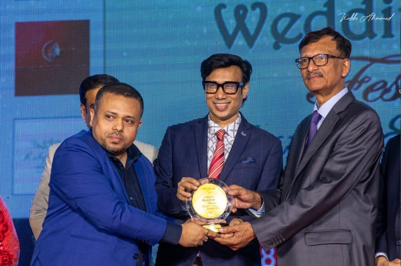 বহুমাত্রিক প্রতিভার এক দীপ্ত আলো লেখক রিফাত মাহবুব সাকিব