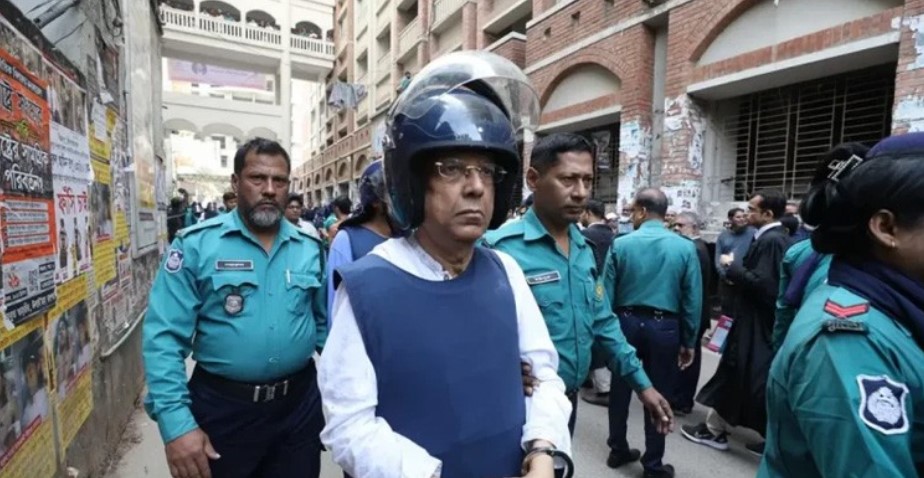আদালতের আদেশে ৫ দিনের রিমান্ডে সাবেক আইনমন্ত্রী আনিসুল হক