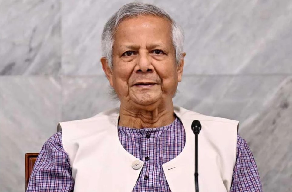 উপদেষ্টা পরিষদের বৈঠকে সচিবালয়ে প্রধান উপদেষ্টা