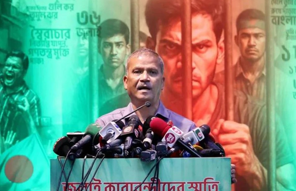 অভ্যুত্থানের সকল কারাবন্দীর নাম জুলাই জাদুঘরে সংরক্ষণ করা হবে: আসিফ নজরুল