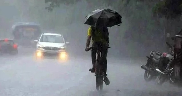 ঢাকায় আকাশ মেঘাচ্ছন্ন, বজ্রসহ বৃষ্টির সম্ভাবনা