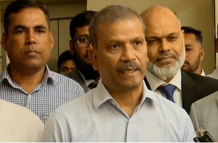 জাতীয় সংসদ নির্বাচন নিয়ে শঙ্কার কোনো কারণ নেই : আইন উপদেষ্টা