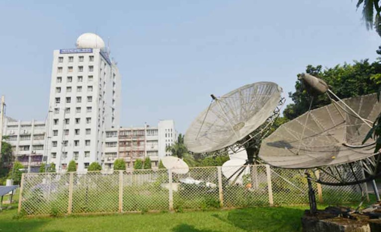 দেশজুড়ে তাপমাত্রা প্রায় অপরিবর্তিত থাকার পূর্বাভাস