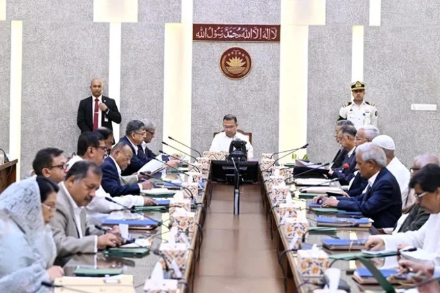 সরকারি ছুটির মধ্যেই সচিবালয়ে মন্ত্রিসভার বৈঠক আজ