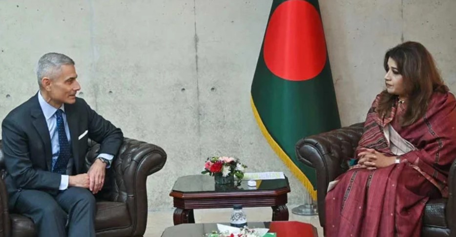 পররাষ্ট্র প্রতিমন্ত্রীর সঙ্গে মার্কিন সহকারী পল কাপুরের গুরুত্বপূর্ণ বৈঠক