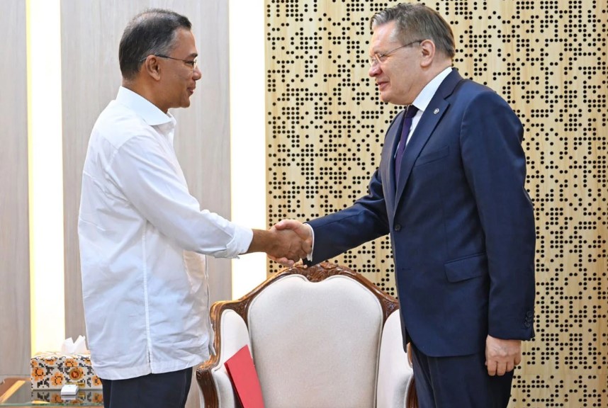 প্রধানমন্ত্রীর সঙ্গে রোসাটম মহাপরিচালকের সৌজন্য সাক্ষাৎ